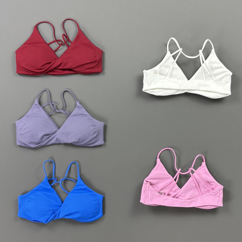 حمالة صدر رياضية نسائية من فيج - مراجعة Aquatic Sports Bra وسعره