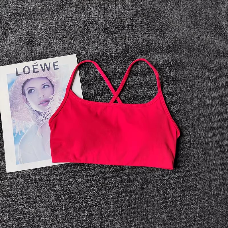 حمالة صدر رياضية ملونة بأشرطة  - مراجعة Aquatic Sports Bra وسعره