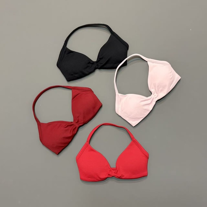 حمالة صدر رياضية نسائية بتصميم - مراجعة Aquatic Sports Bra وسعره