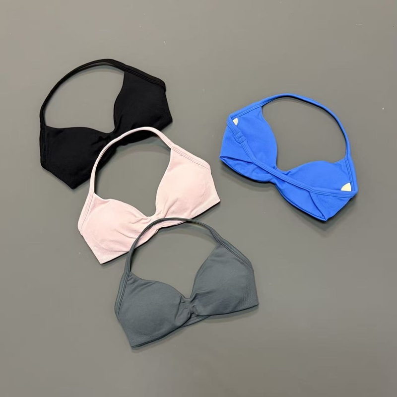 حمالة صدر رياضية نسائية بتصميم - مراجعة Aquatic Sports Bra وسعره